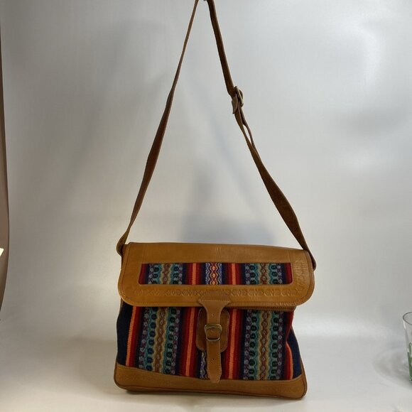 Vtg Saddle Blanket Crossbody Laptop Book Bag Messenger Hand Tooled Leather 14x12 - Picture 2 of 16